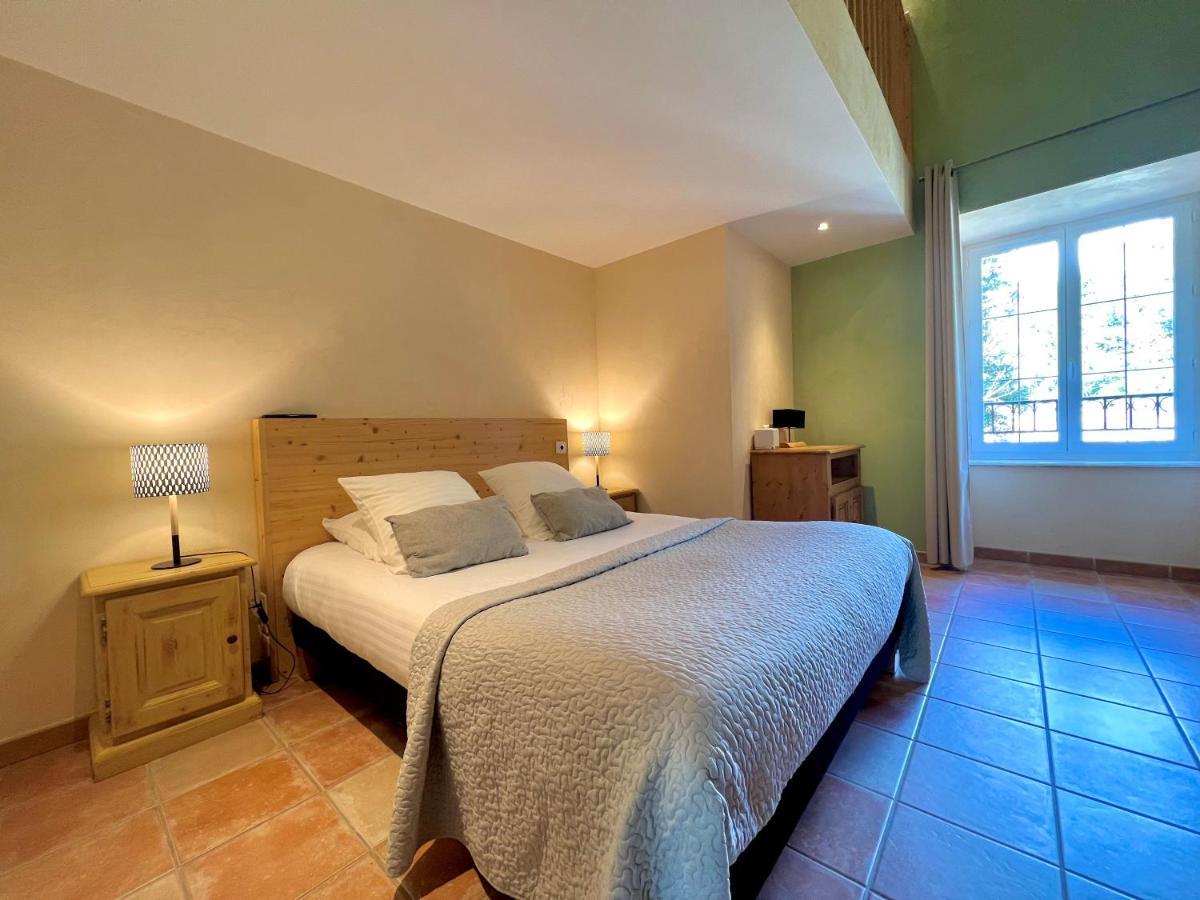 Logis Hotel Restaurant Le Domaine De L'Eau Vive Ларжантьер Экстерьер фото
